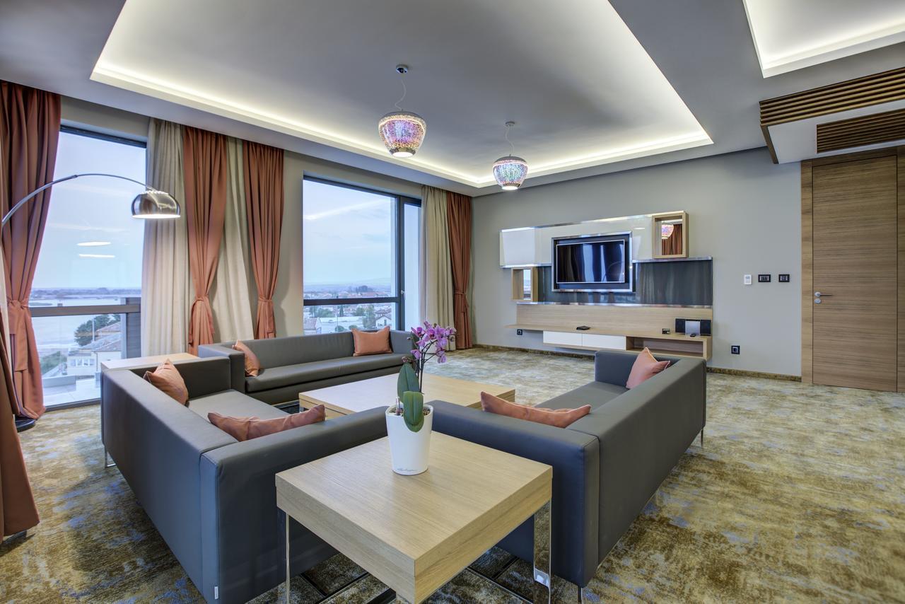 Merit Grand Mosta Spa Hotel & Casino Svilengrad Exterior foto